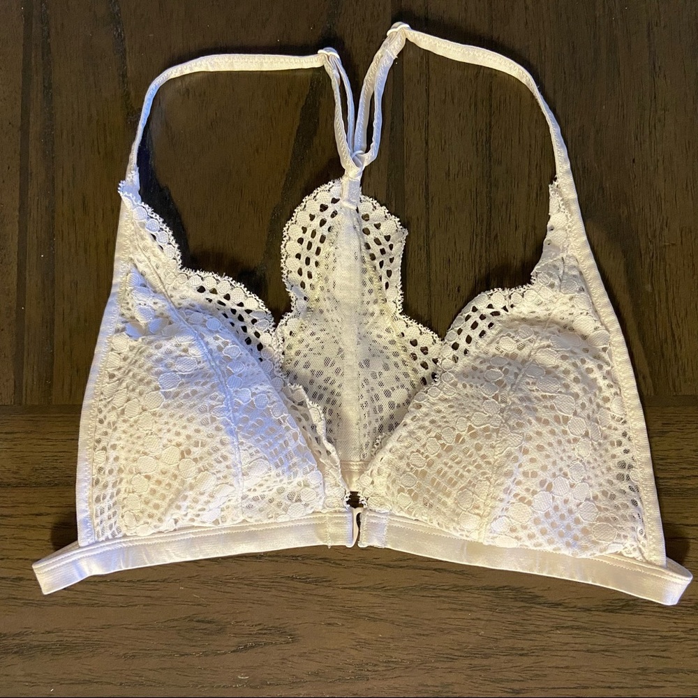 EUC - VS white lace bralette